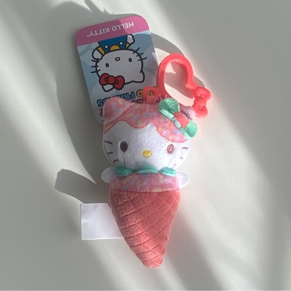 Brand New Hello Kitty Soft Plush Keychain - Picture 8 of 8